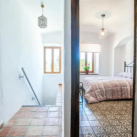 Holiday home Lovely In With Kitchen Cazorla